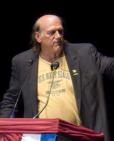 225px-Jesse_Ventura BERJAYA