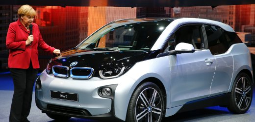 Merkel's Patrons: Donation from BMW Owners Raises Eyebrows