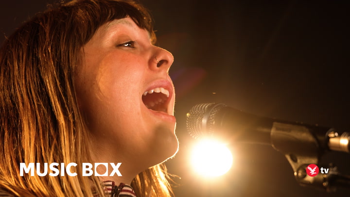 Watch rising star Annie DiRusso’s electrifying pared-back session